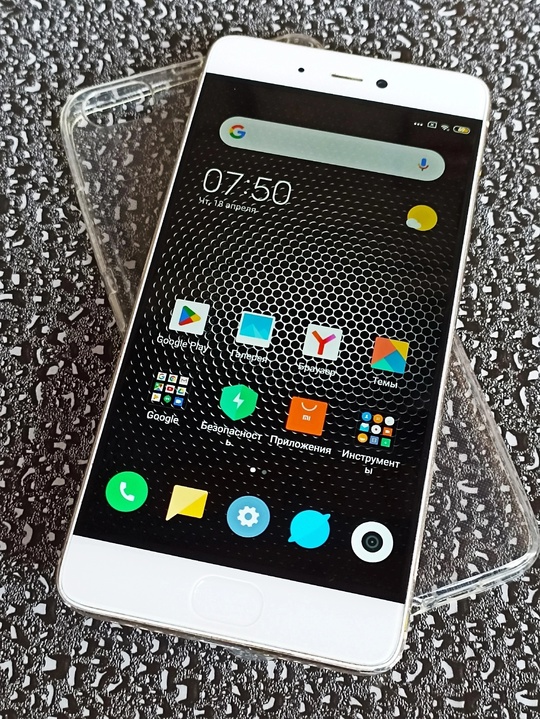 Xiaomi MI 5s
Игровой телефон премиальной