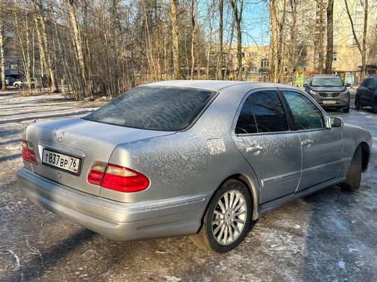 Продается Mercedes W-210 (1999 г)
Мотор (4)