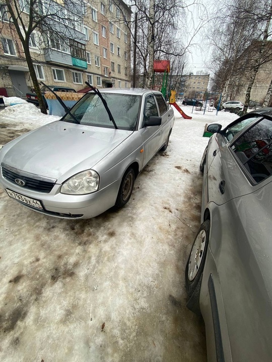 Приора 2008 год 
3 владельца (1)