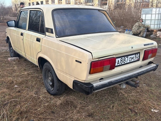 Продам 2105 с чистыми документами (3)