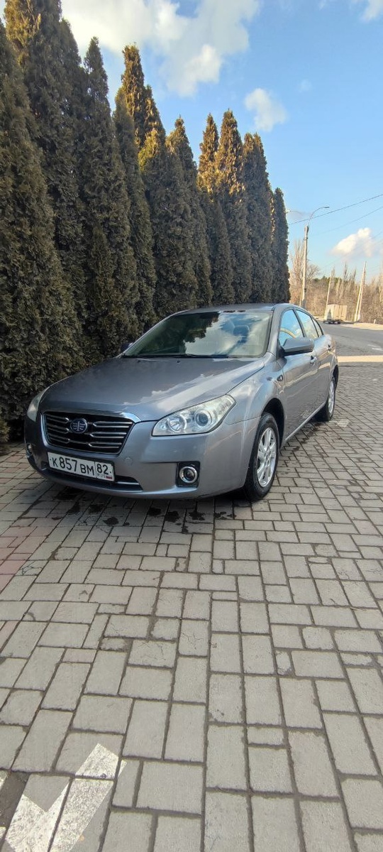 Faw Besturn B50 
1.6 механика
Зелёная