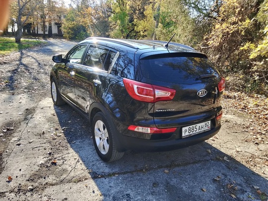 Продам в хорошем состоянии Kia (1)