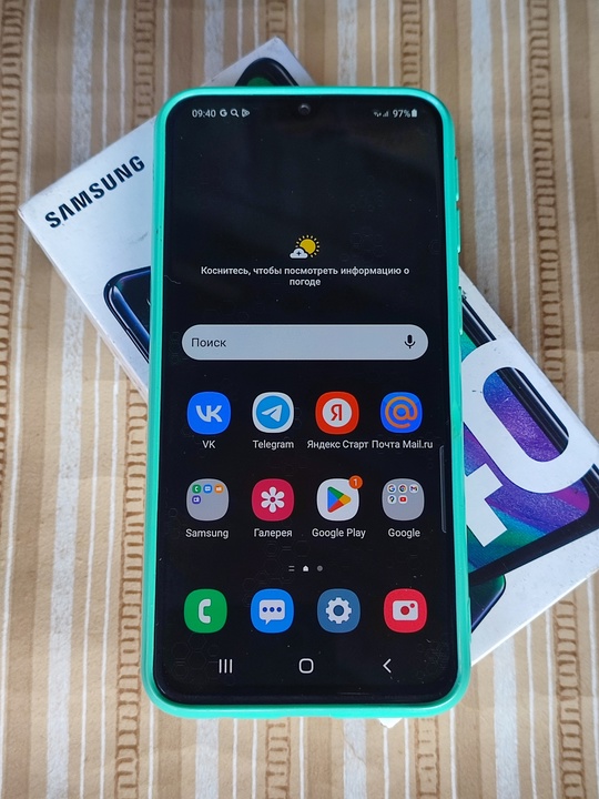 Samsung Galaxy A40 black .
Аккуратный (1)