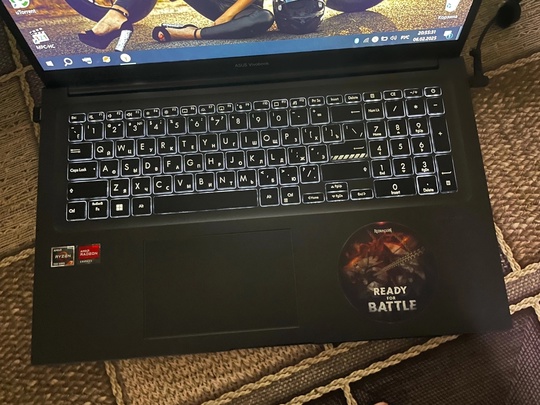 Продам,  хороший ноутбук ASUS (1)