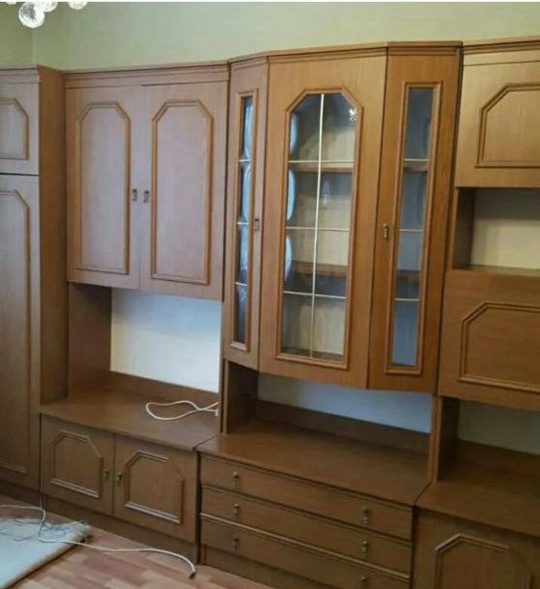 Продам стенку "Виктория" б/у в