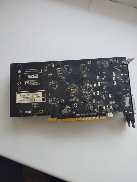 Продам Sapphire Radeon RX460 2GB

1)Память (1)