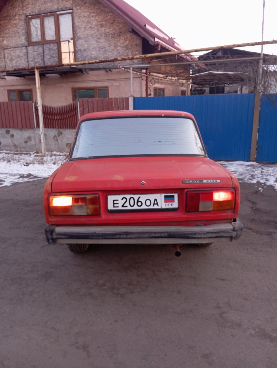 Продам ваз 2105 год 1990. (1)