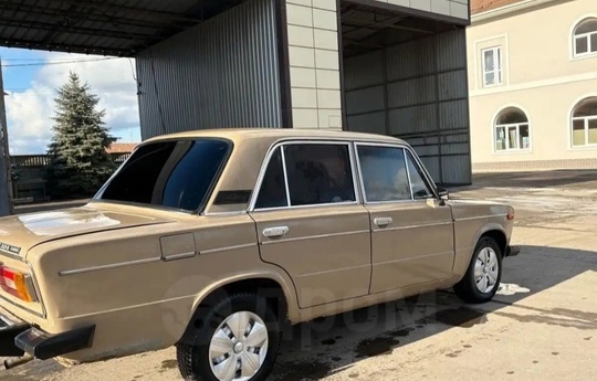 продам Автомобиль в отличном состоянии (4)