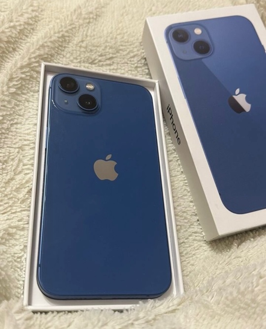 Продам IPhone 13 на 128ГБ