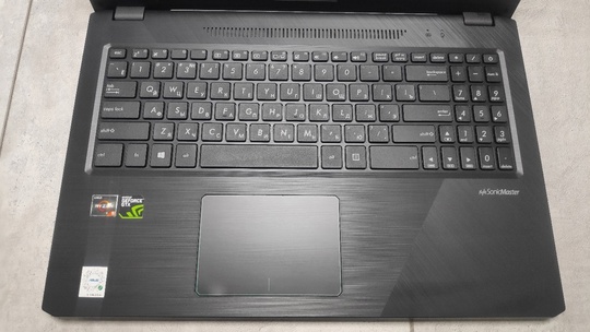 15.6" Игровой ноутбук Asus YX570Z (2)