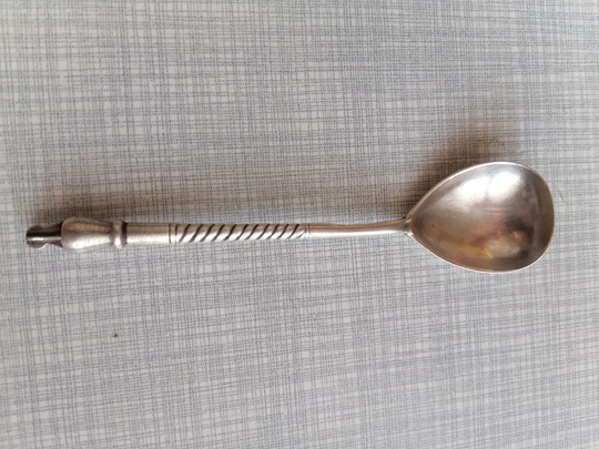 Продам изделия из серебра(часы, стопки, (7)