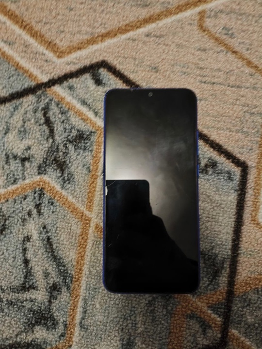 Продам Redmi 9A 2/32.В комплекте (1)