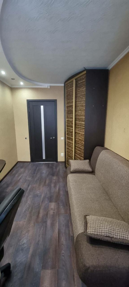 Продам 3-комн. квартиру на кв. (2)