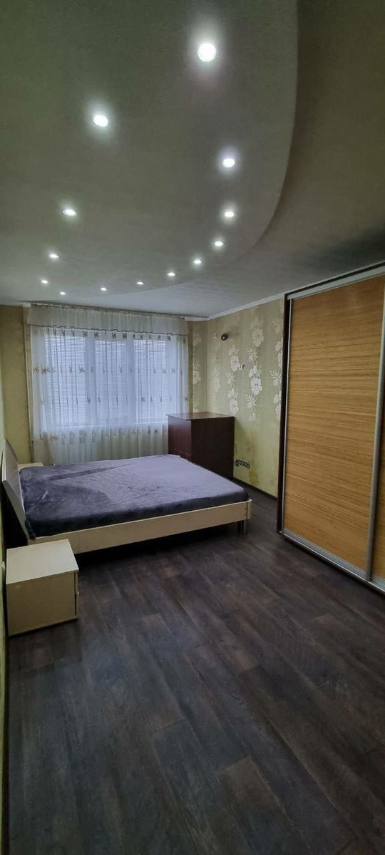 Продам 3-комн. квартиру на кв. (6)