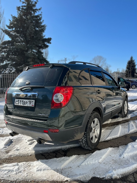 Продам Chevrolet Captiva 2008 года (2)