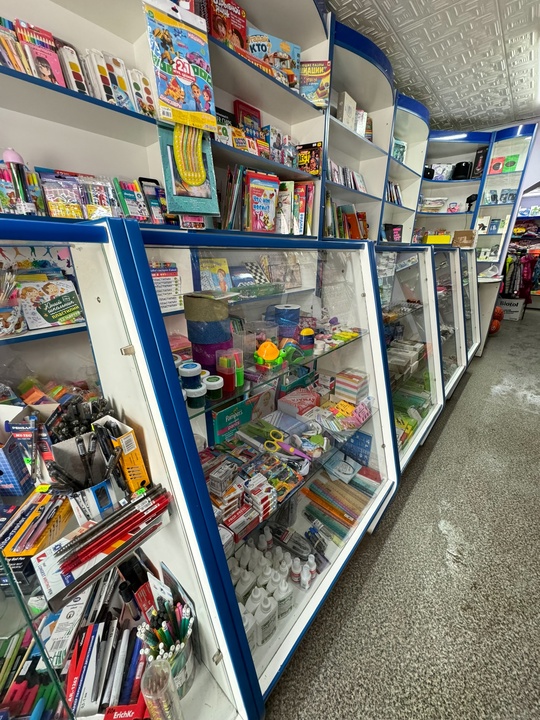 Продам торговую мебель. В хорошем (3)