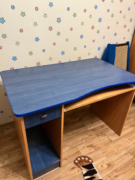 Продам стол (1500 рублей). Самовывоз, (1)