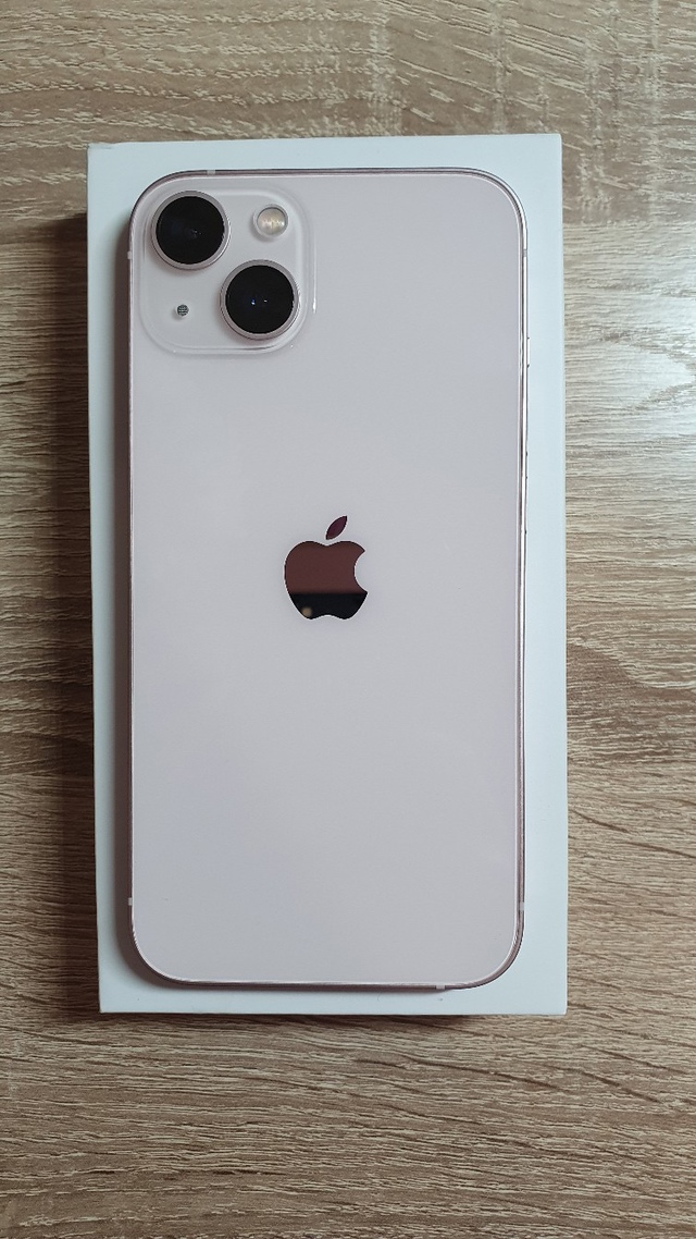 iphone 13 pink 128gb 
телефон