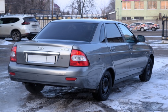Lada Priora/Лада Приора 
Год выпуска: (3)