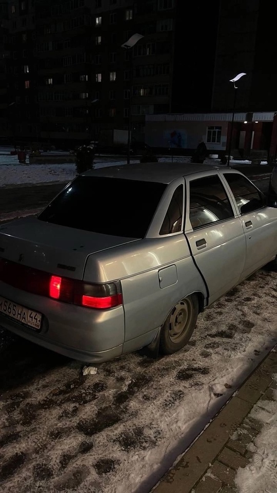 2110 2004г. 8клап 
Снята с (7)