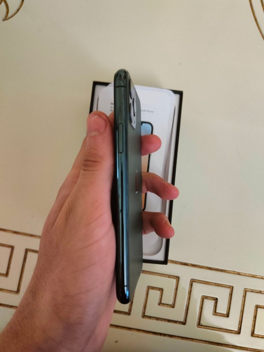 Продам iPhone 11 Pro
АКБ 95% (5)