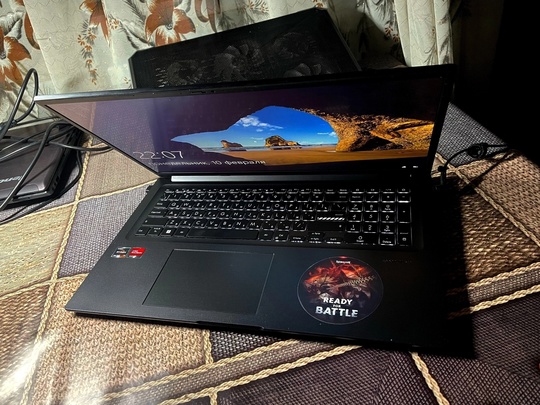 Продам,  хороший ноутбук ASUS (1)