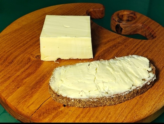 Продам! 
Масло сливочное высший сорт, (2)