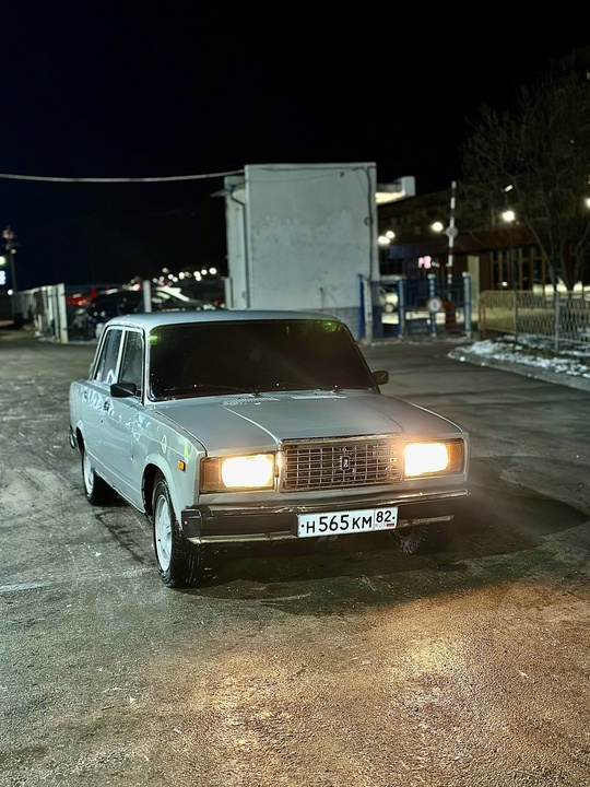 Продам ваз 2107 2006год ИНЖЕКТОР (1)