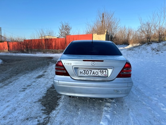 Продам Mercedes-Benz C-класс 2001 года (3)