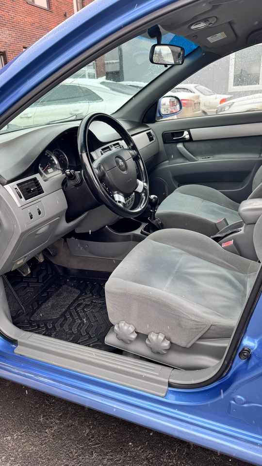 Chevrolet Lacetti 1.6 в идеальном (8)