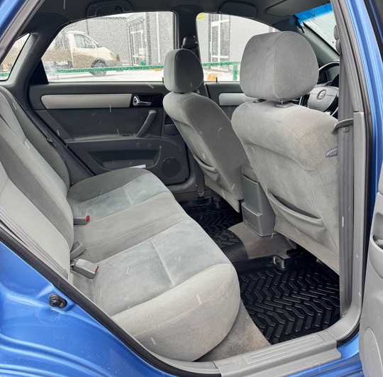 Chevrolet Lacetti 1.6 в идеальном (9)