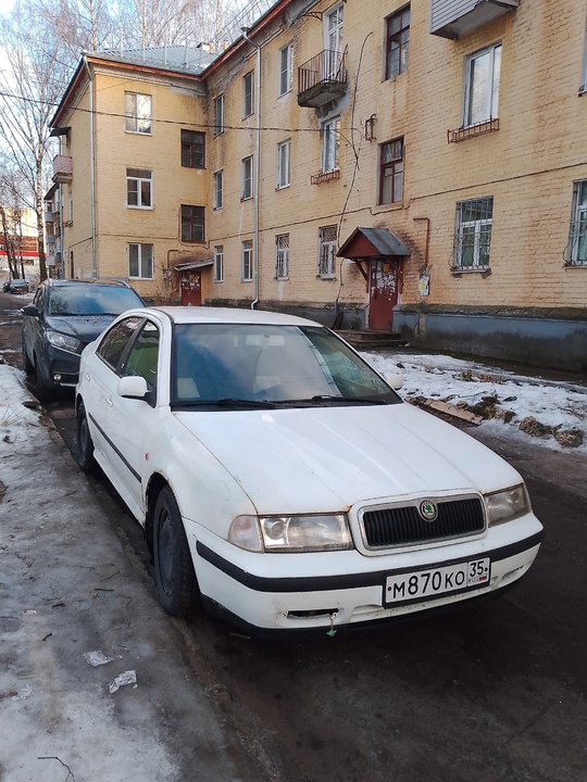 Актавия 1,6 1998год не на