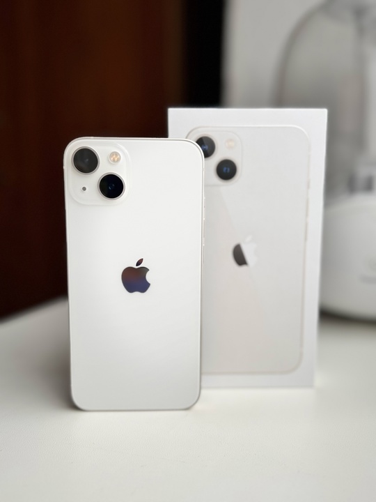 Продам iPhone 13 Starlight 128gb