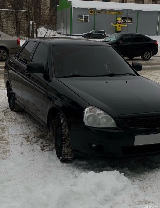 Продаю Лада Приора
٢. 4pocnaBnb
2009г
Пробег: 207 (1)