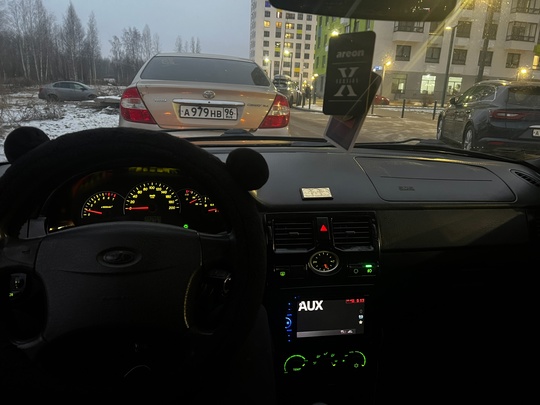 Продаю Лада Приора
٢. 4pocnaBnb
2009г
Пробег: 207 (5)