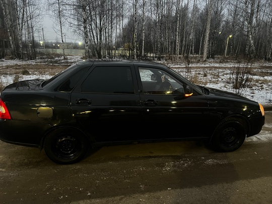 Продаю Лада Приора
٢. 4pocnaBnb
2009г
Пробег: 207 (7)