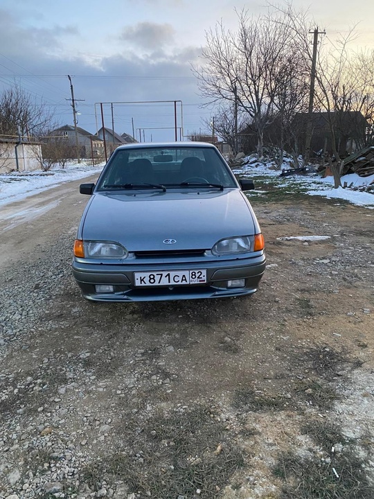 Продам, пятнашку, в хорошем состоянии!

2005й (3)