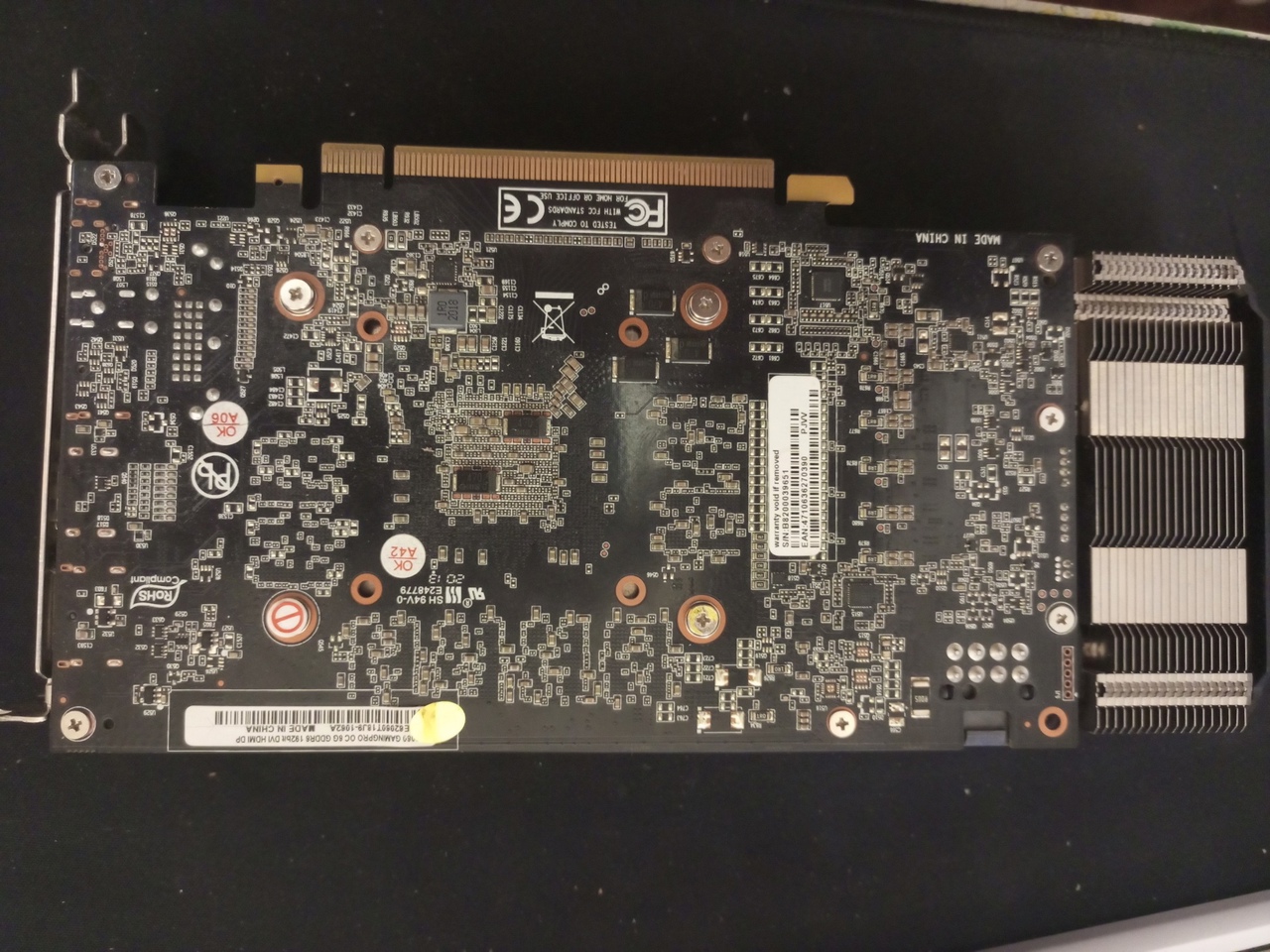 Продаю видеокарту RTX 2060.
Лежит без (2)