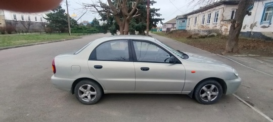 Продам Ланос 2009г  1.5 (1)