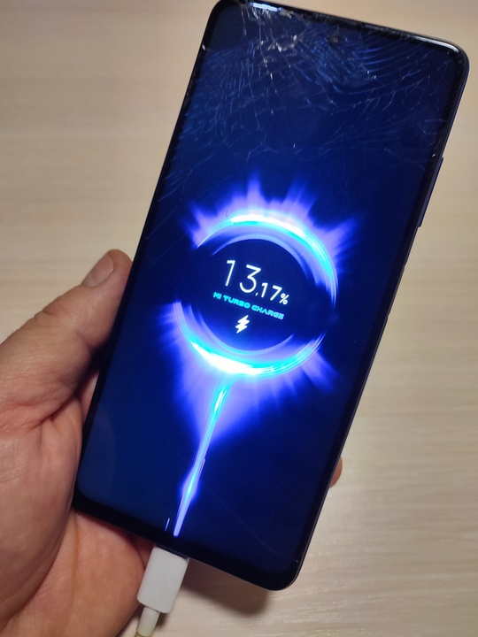 Poco x3 pro 8/256 gb.