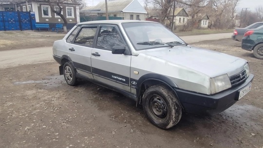 Продам ваз 21099 2002 г (2)