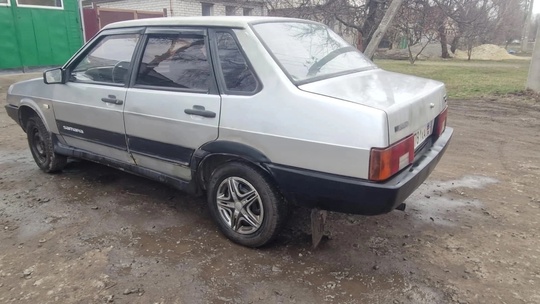 Продам ваз 21099 2002 г (4)