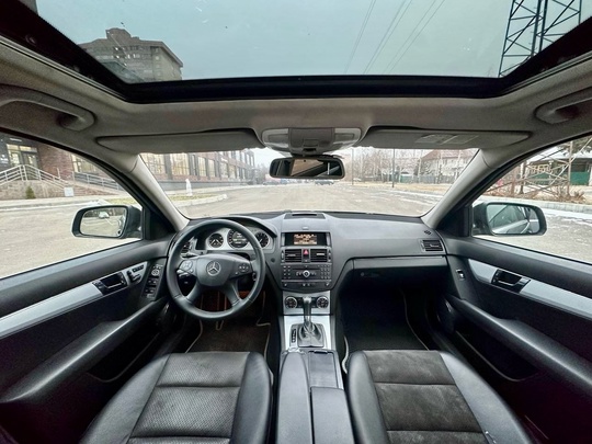 MERCEDES C-KLASSE. 

2008 год. 

C200 (2)