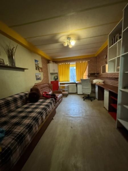Продается 3 - х комнатная (1)