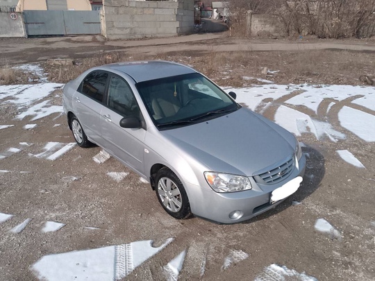Kia Cerato SX 1,6л
2005
158 т.км (1)