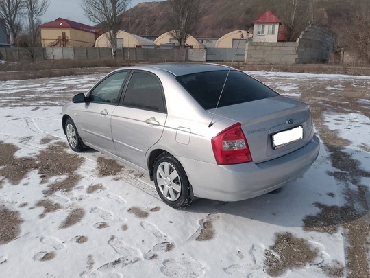 Kia Cerato SX 1,6л
2005
158 т.км (2)