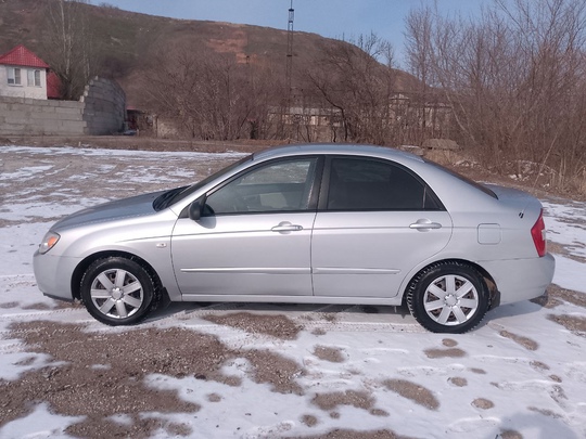 Kia Cerato SX 1,6л
2005
158 т.км (4)