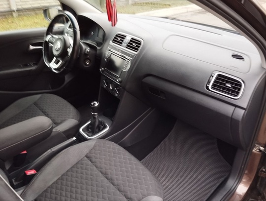 Продам Volkswagen Polo 2018 Год
Цена (7)