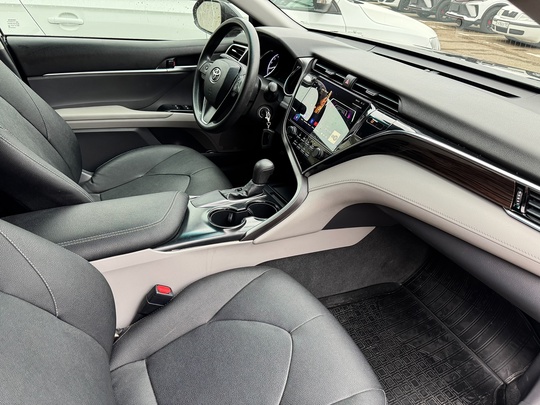 TOYOTA CAMRY V 70
Год выпуска (7)