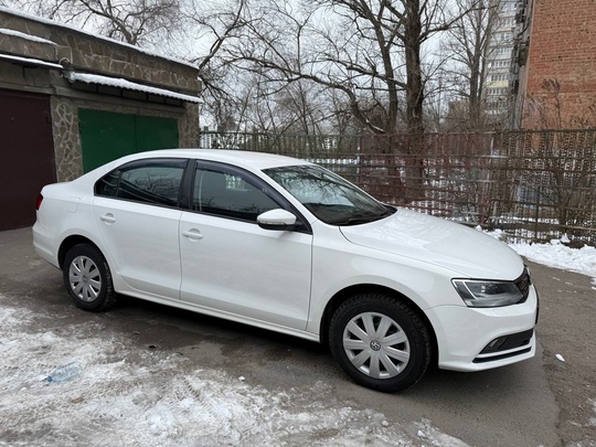 Volkswagen Jetta, 1.6 АКПП, 2015 (4)